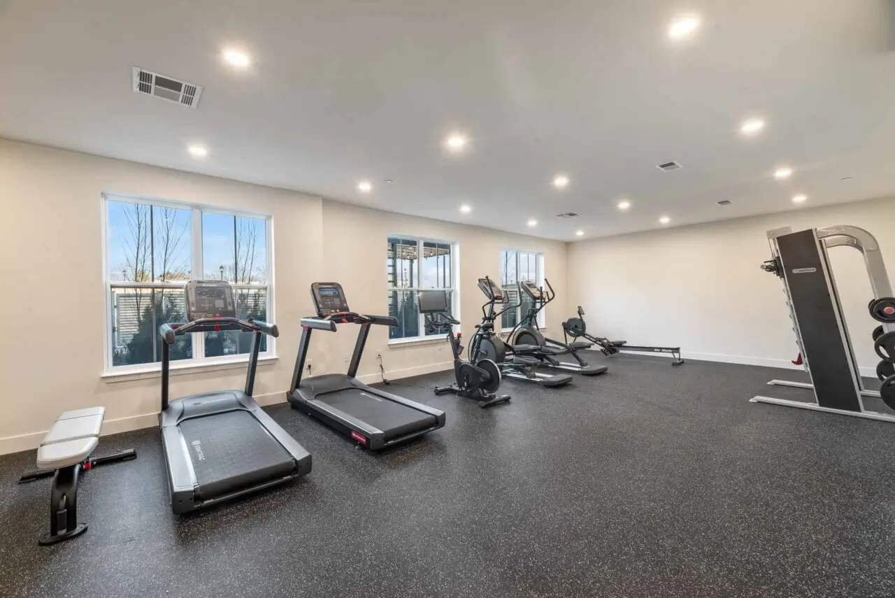 fitness room at summerhill gardens apartments east brunswick nj