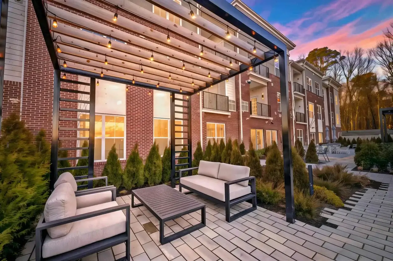 summerhill gardens outdoor lounge 1